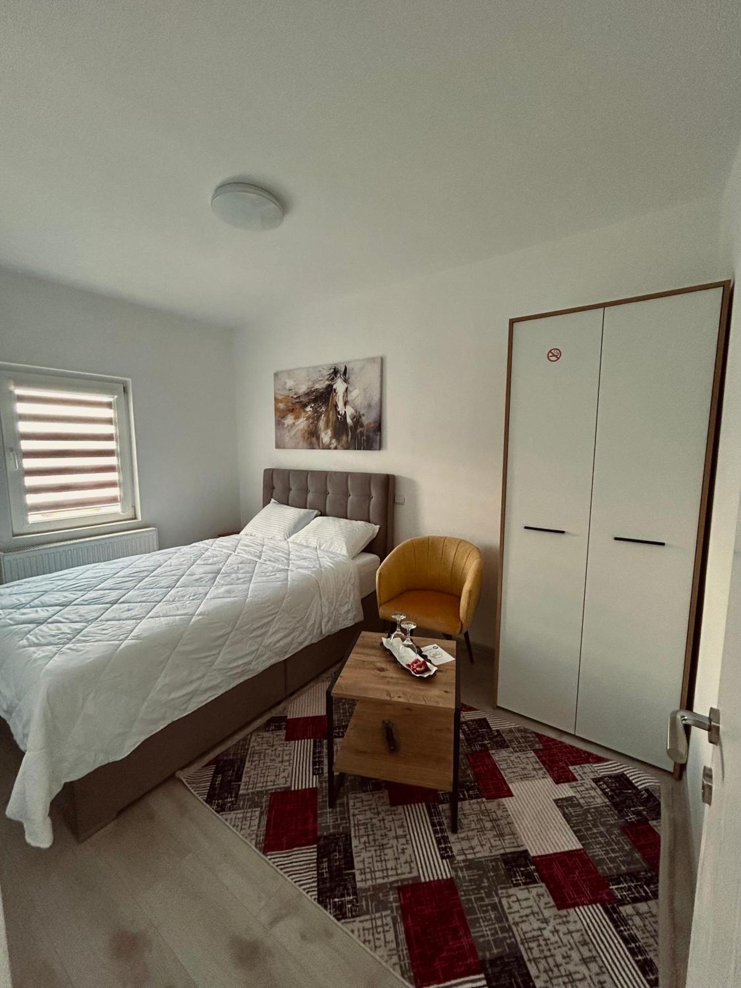 Greenhill Apartments คูมาโนโว ภายนอก รูปภาพ