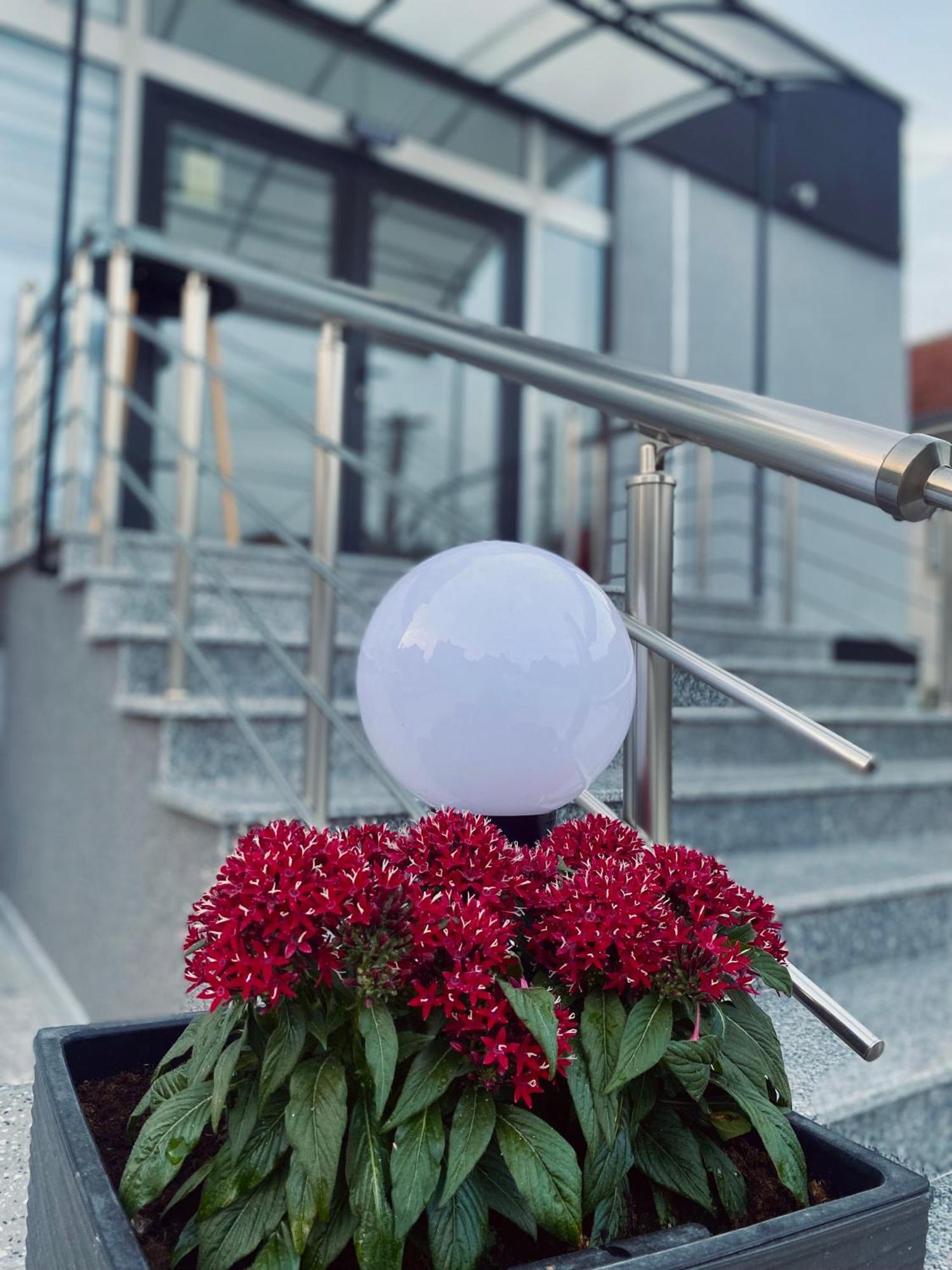 Greenhill Apartments คูมาโนโว ภายนอก รูปภาพ