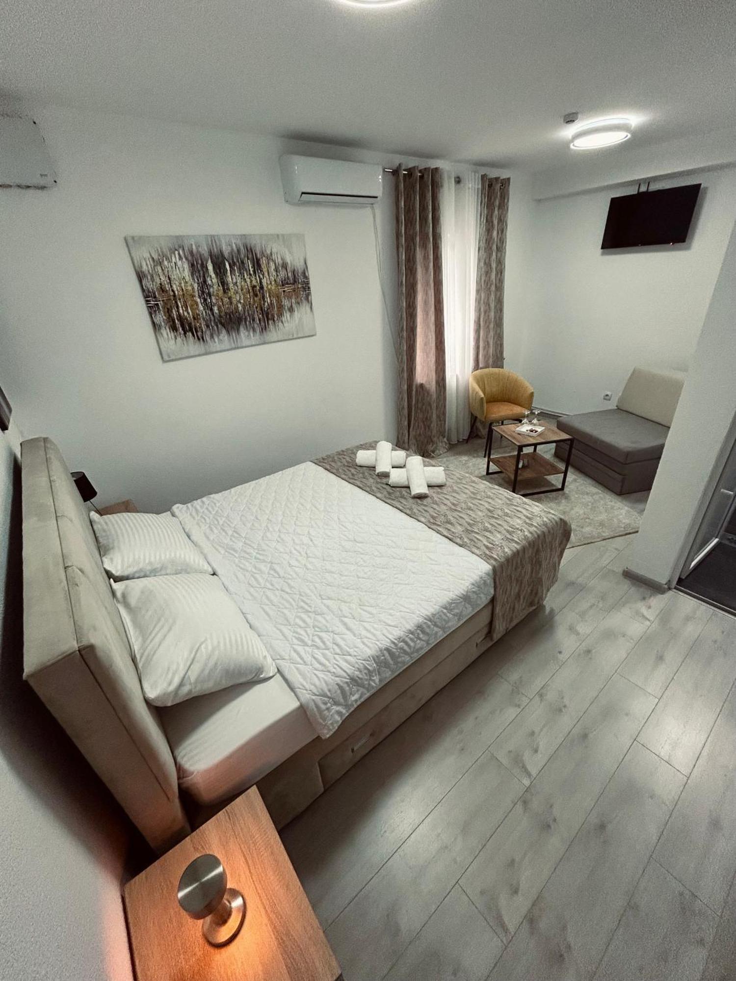 Greenhill Apartments คูมาโนโว ภายนอก รูปภาพ
