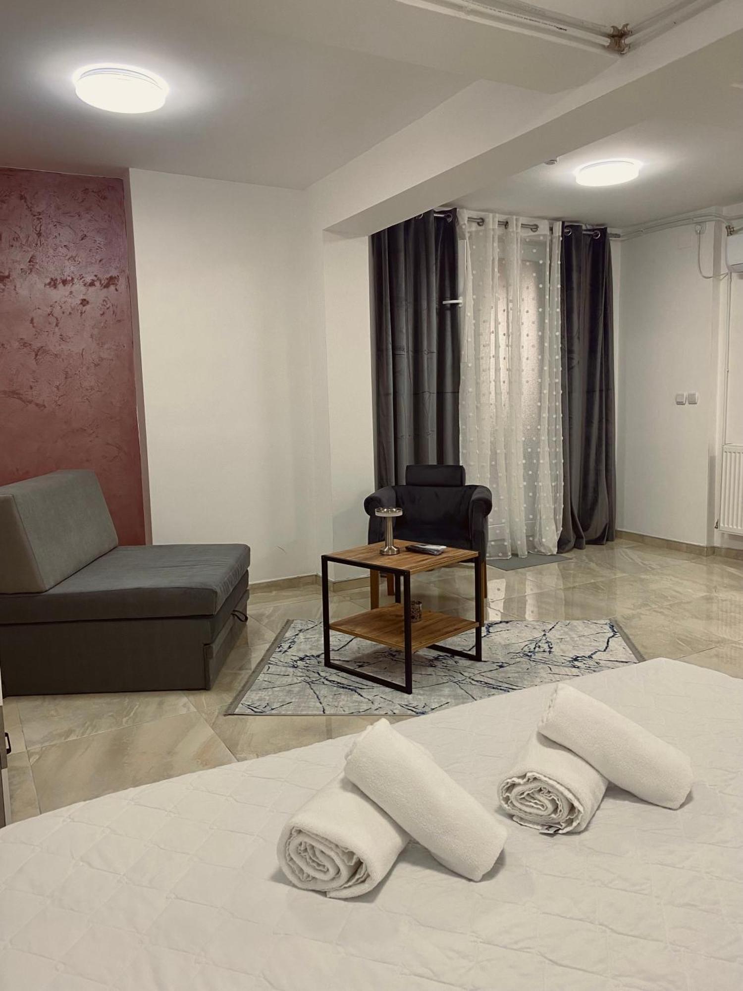 Greenhill Apartments คูมาโนโว ห้อง รูปภาพ