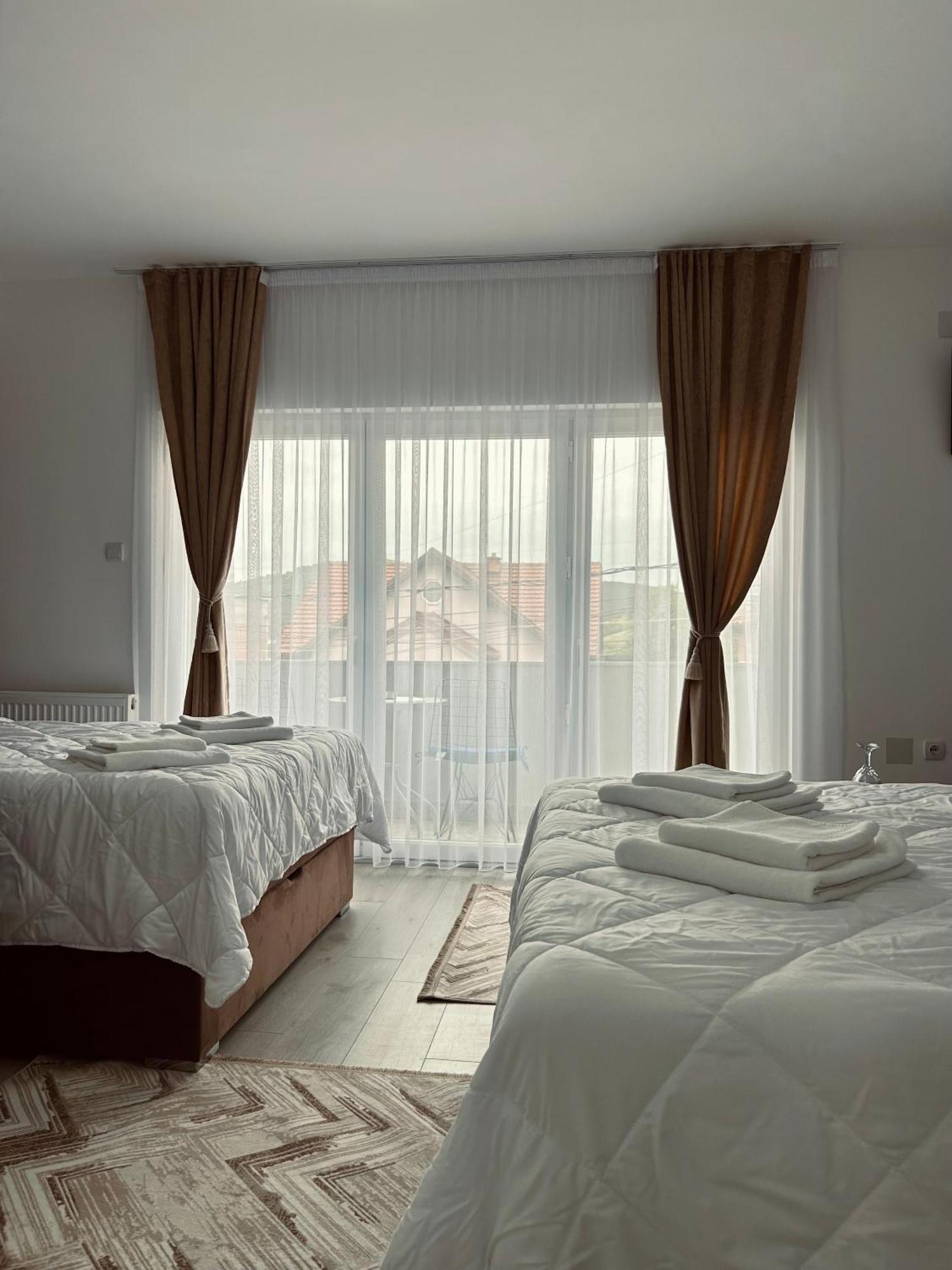 Greenhill Apartments คูมาโนโว ห้อง รูปภาพ
