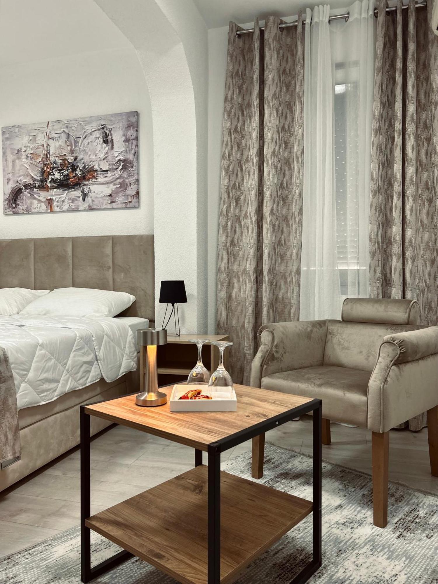 Greenhill Apartments คูมาโนโว ภายนอก รูปภาพ