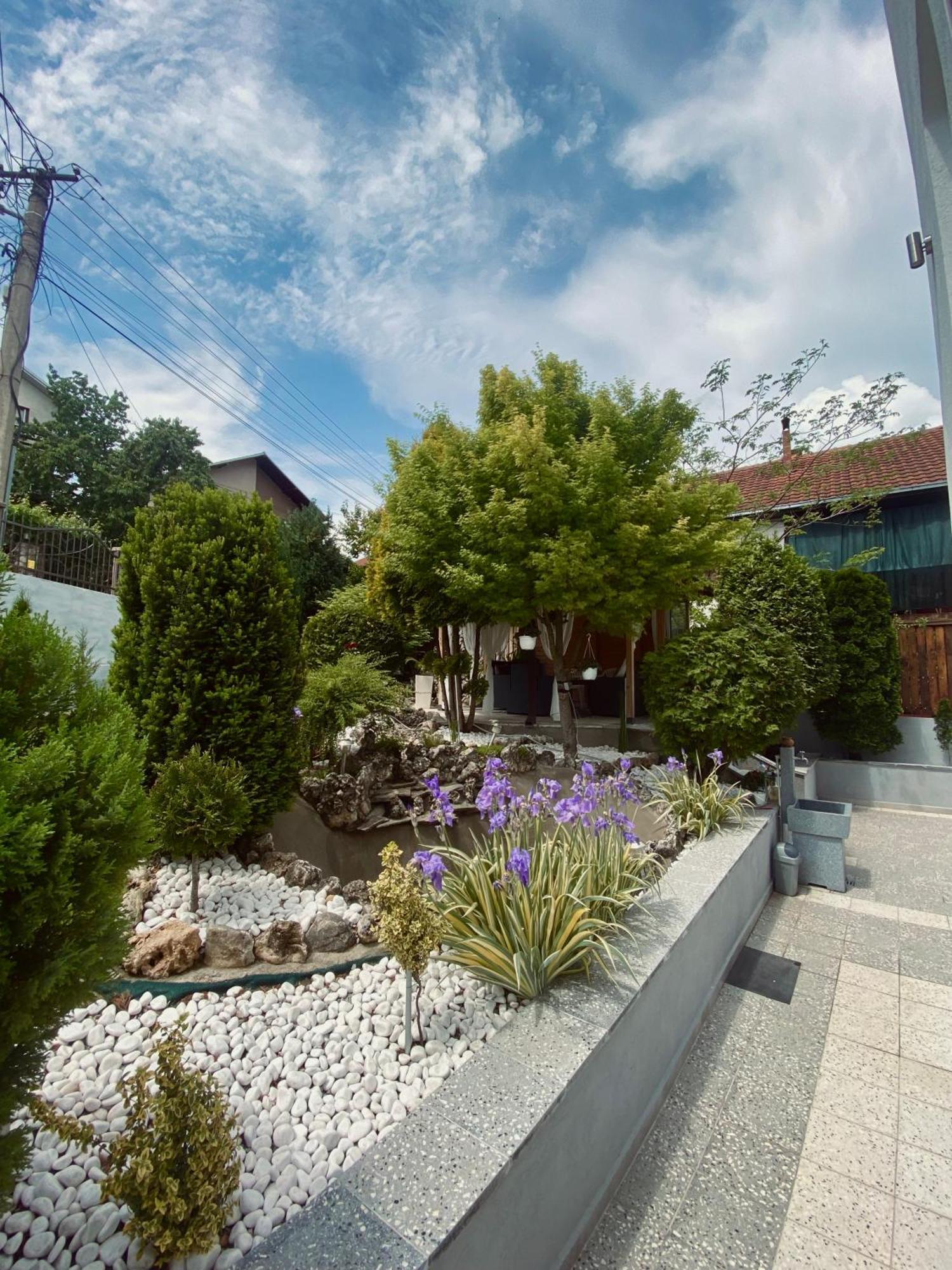 Greenhill Apartments คูมาโนโว ภายนอก รูปภาพ